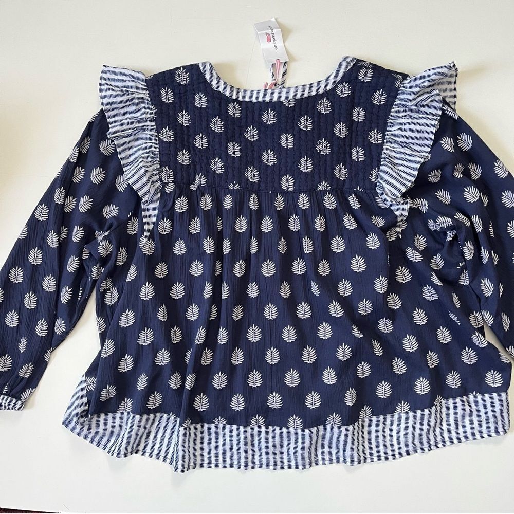VINEYARD VINES NWT Deep Bay Fleur De Leaf Quilted Top 2X - Picture 13 of 13